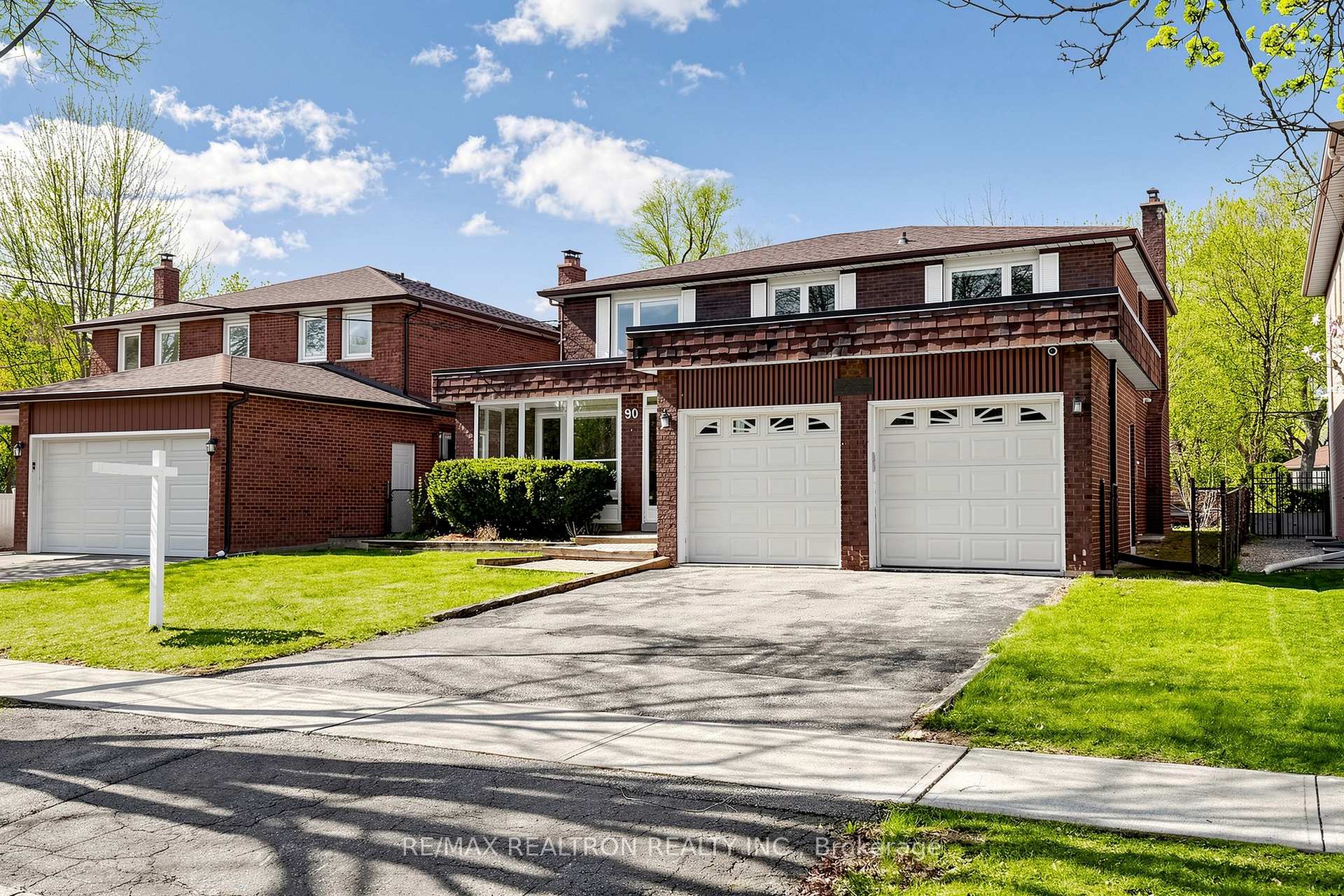 90 Holmes Avenue